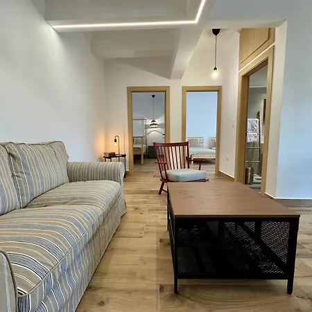 91 Street Urban Spot Kavala