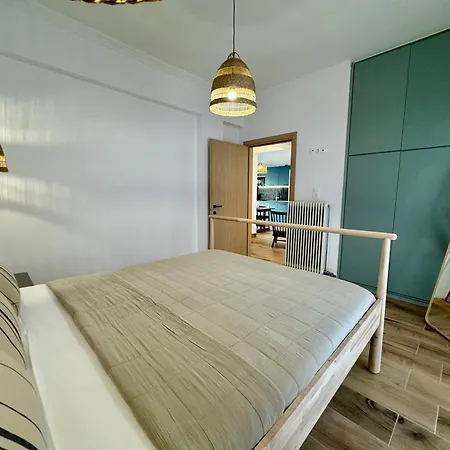 91 Street Urban Spot Кавала